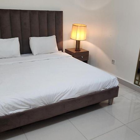 Qurum Beach Hotel Маскат Екстериор снимка