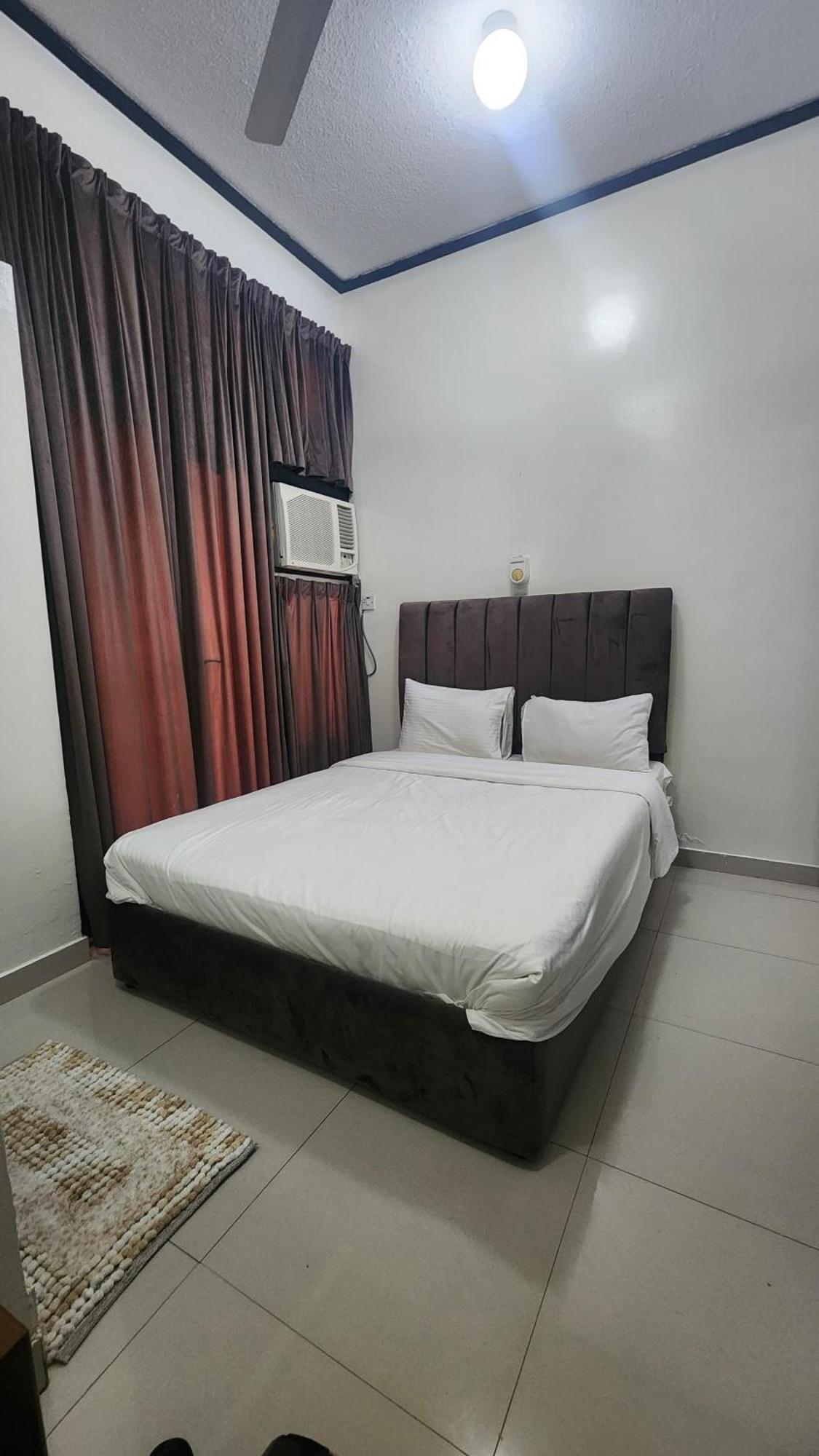 Qurum Beach Hotel Маскат Екстериор снимка