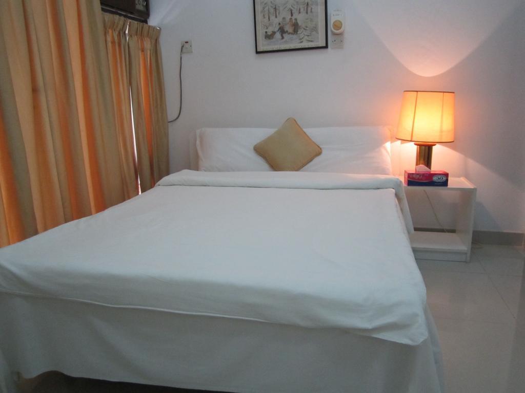 Qurum Beach Hotel Маскат Екстериор снимка