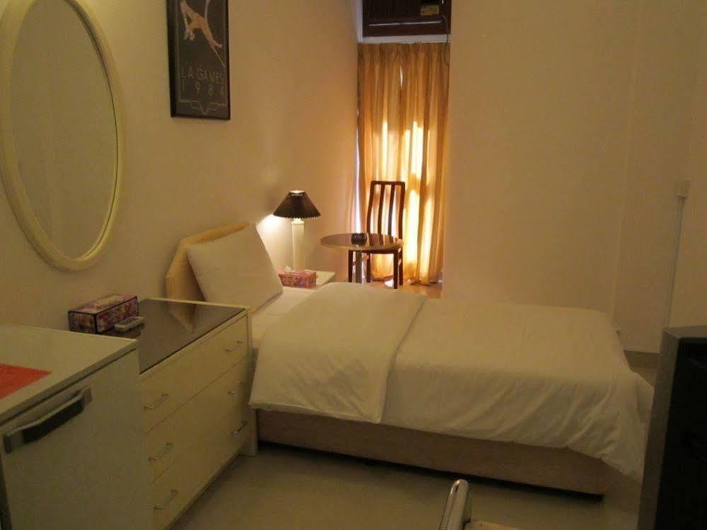 Qurum Beach Hotel Маскат Екстериор снимка