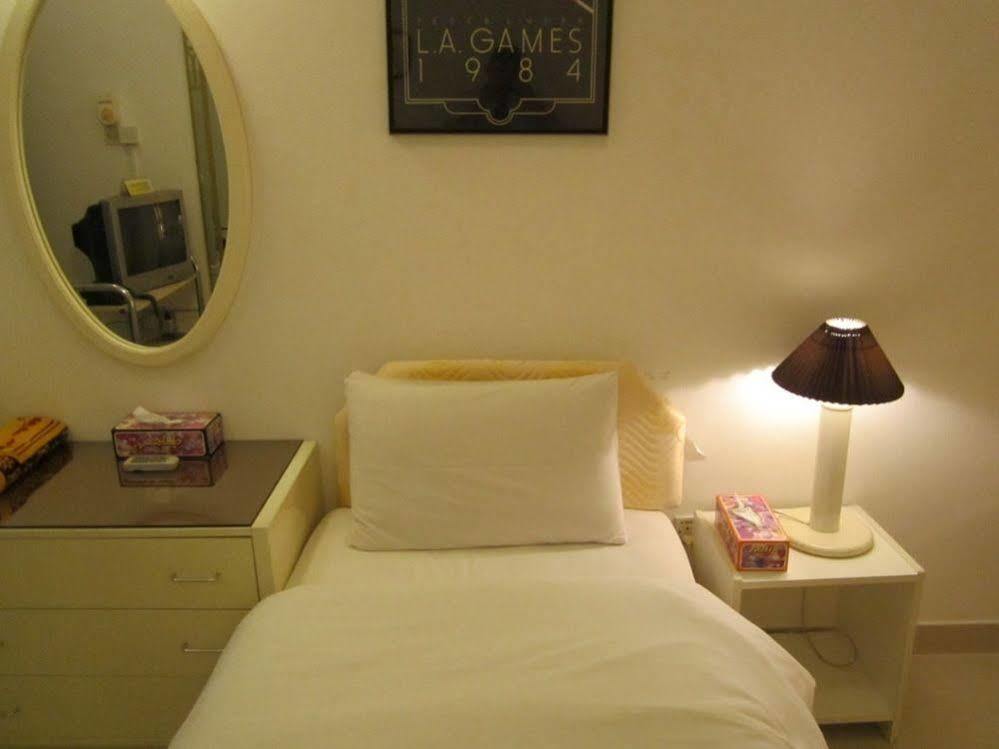 Qurum Beach Hotel Маскат Екстериор снимка