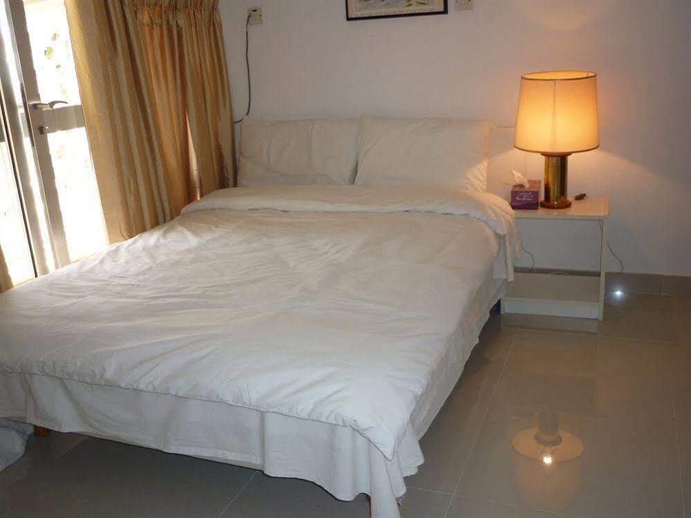 Qurum Beach Hotel Маскат Екстериор снимка